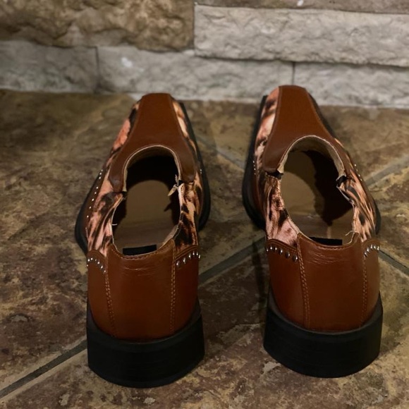 Men’s iTALIC Brown Cheetah Print Dress Shoes 9 - Picture 3 of 5